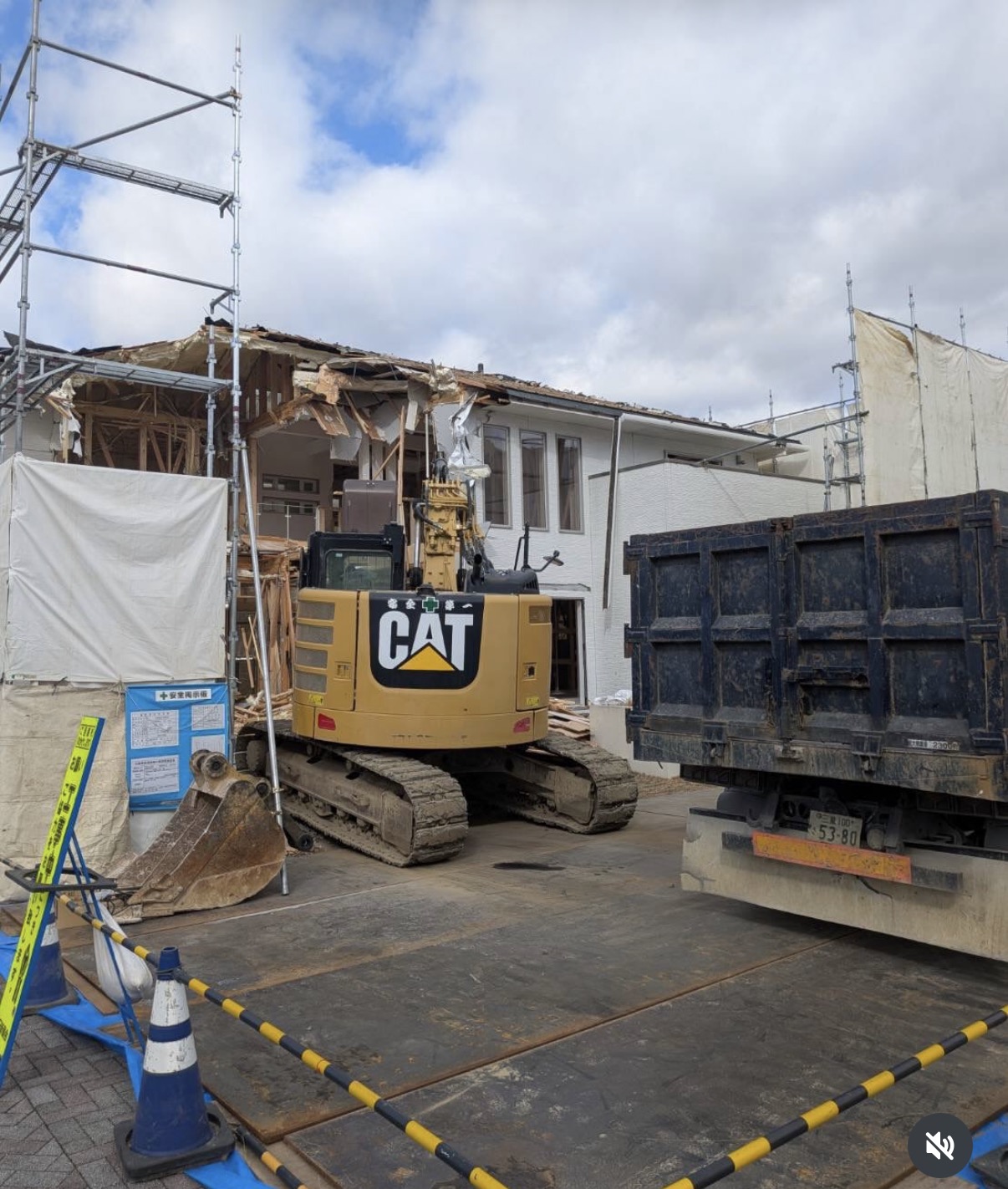 名張市の解体工事は日新商会にお任せ下さい